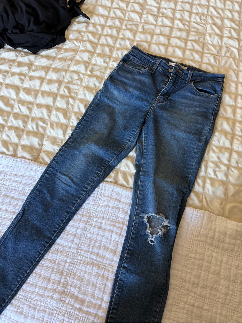 Levi's Dark Blue Ripped Skinny Jeans